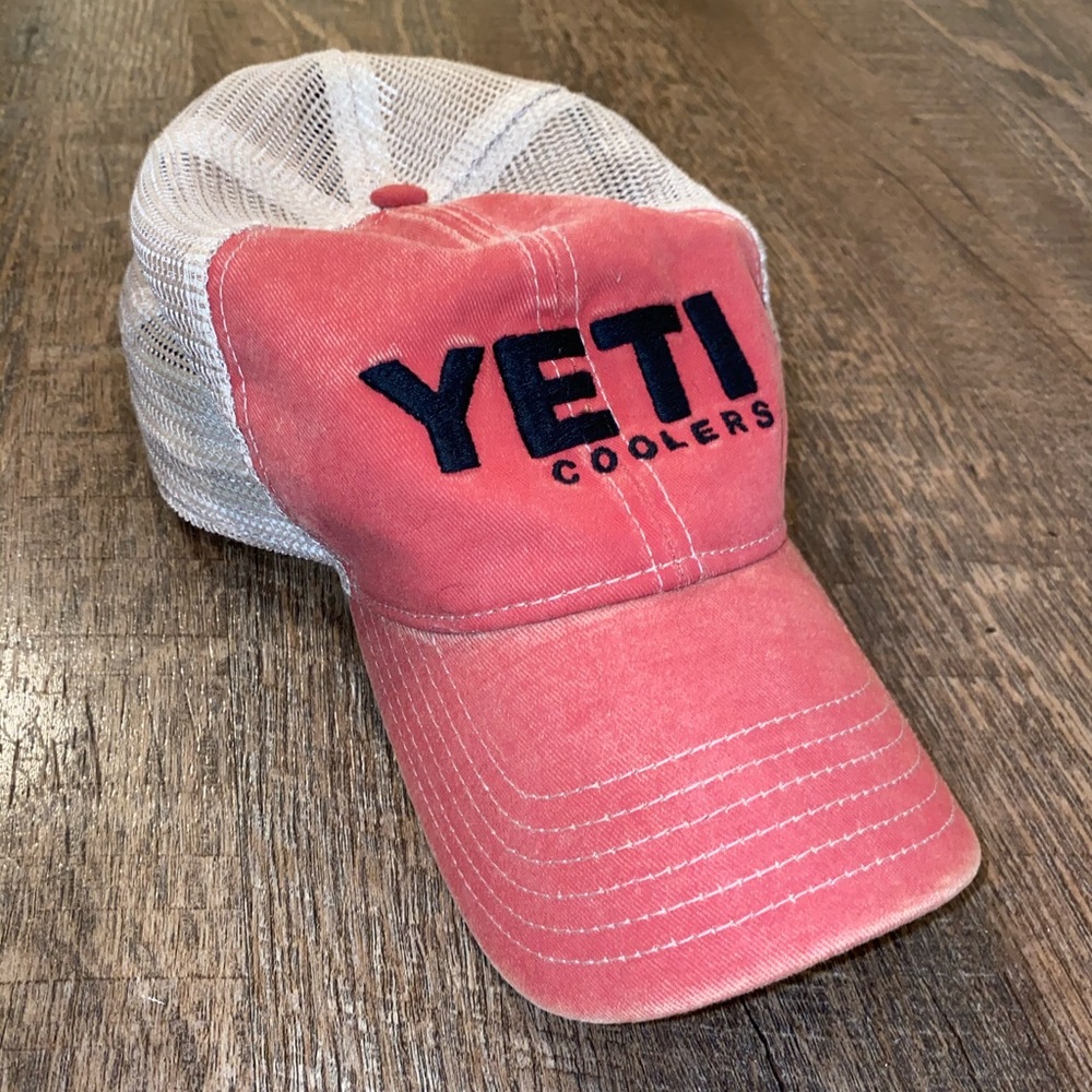 YETI adjustable hat